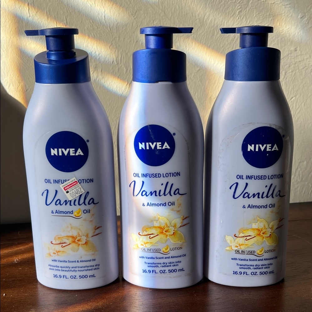 3 x Nivea 16.9 Oz Vanilla & Almond Oil Infused Quick Absorbing Lotion